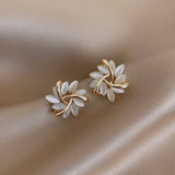 Katie - Luxurious Gold Earrings with Pearls