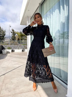 Iza - Romantic Lace Dress