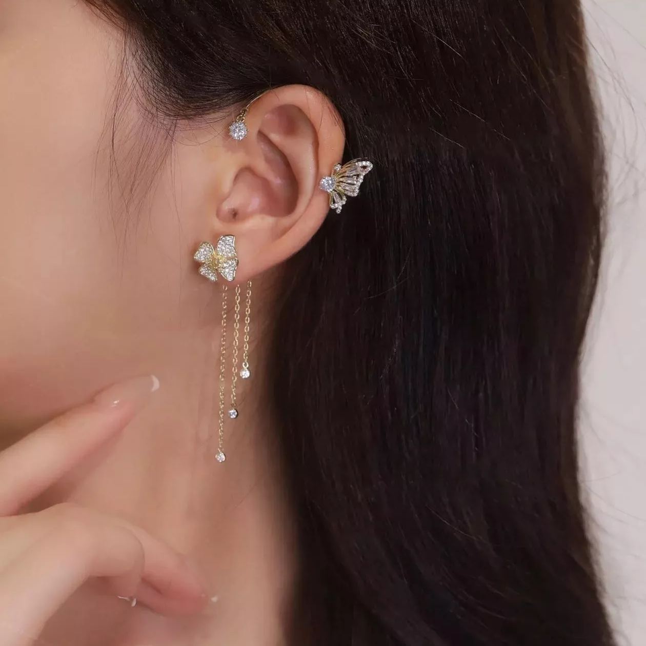 Marra - Clip-on Butterfly Tassel Earrings