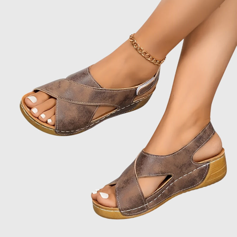 Leah - Comfy Cushioned Sandals