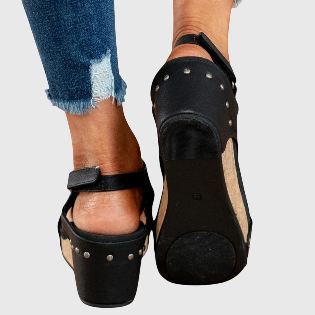 Della - Cushioned Comfort Sandals