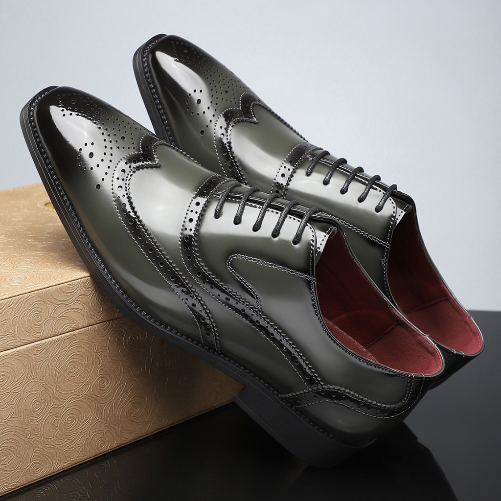 Robin - Vintage Wingtip Brogues