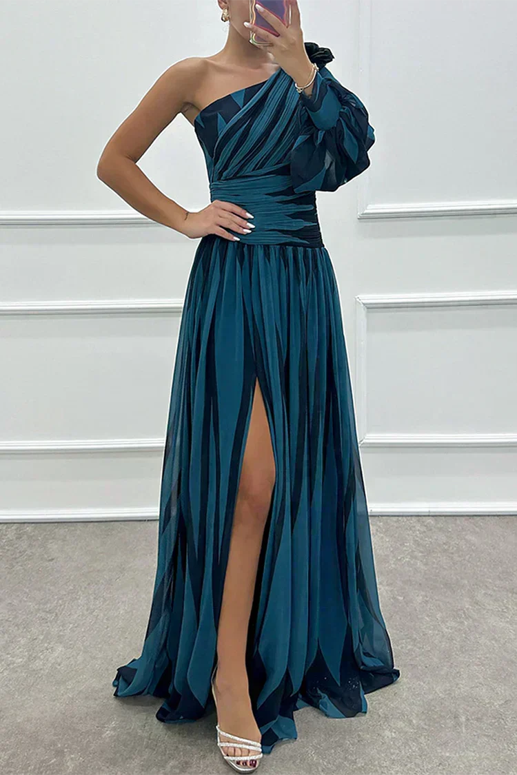 Yona - Elegant Striped Maxi Dress with One Shoulder