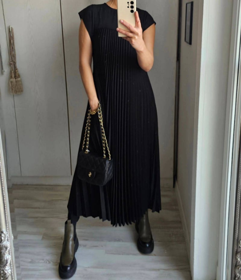 Lavina - Timeless Comfort Dress