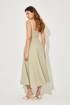 Leah - Timeless Flowy Midi Dress