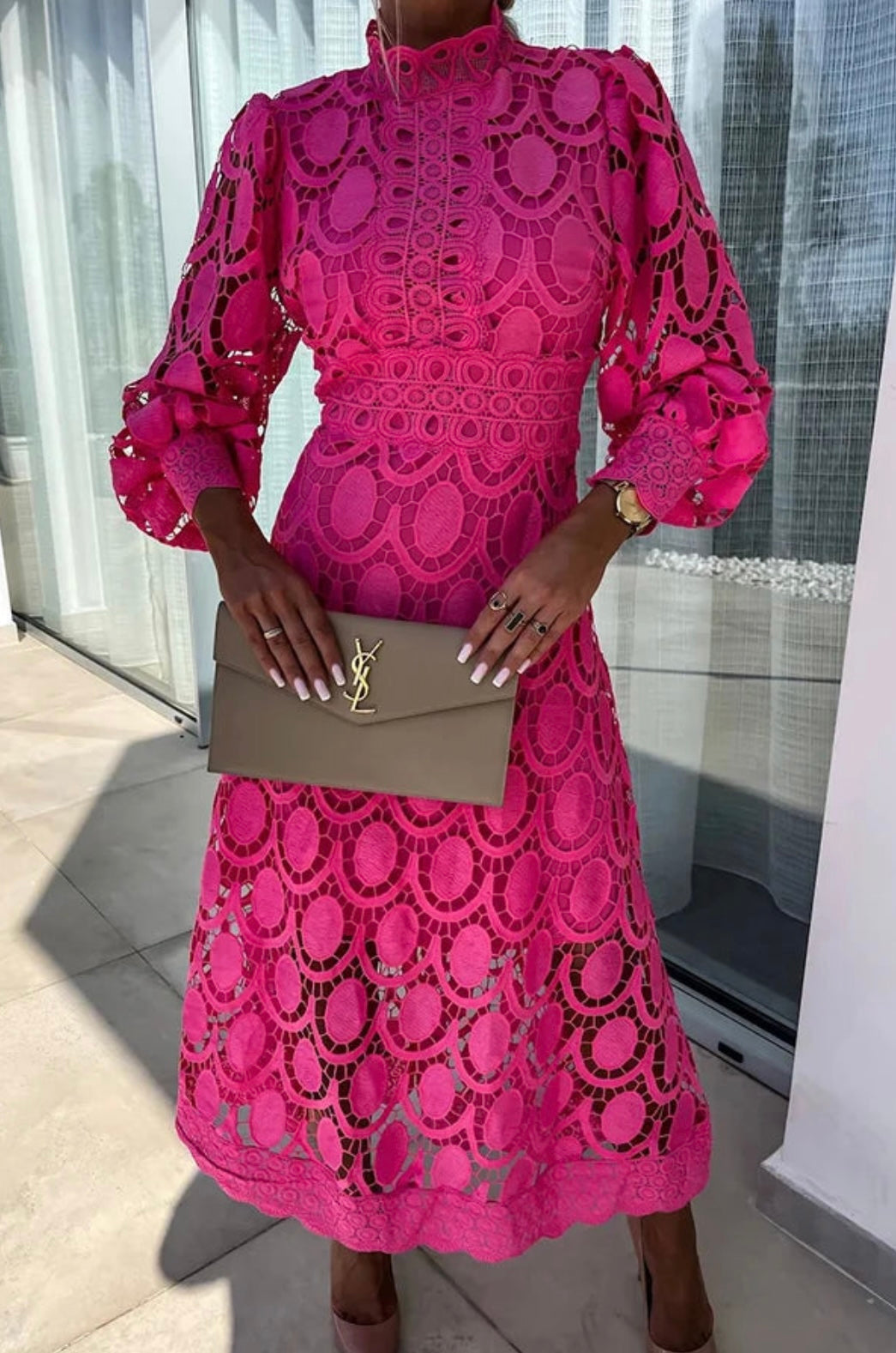 Lea - Elegant Lace Midi Dress