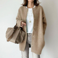 Amelia - Elegant Cardigan