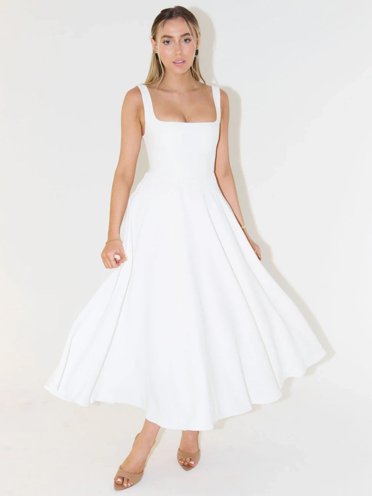Vena - Elegant Flowing Dress