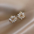 Katie - Luxurious Gold Earrings with Pearls