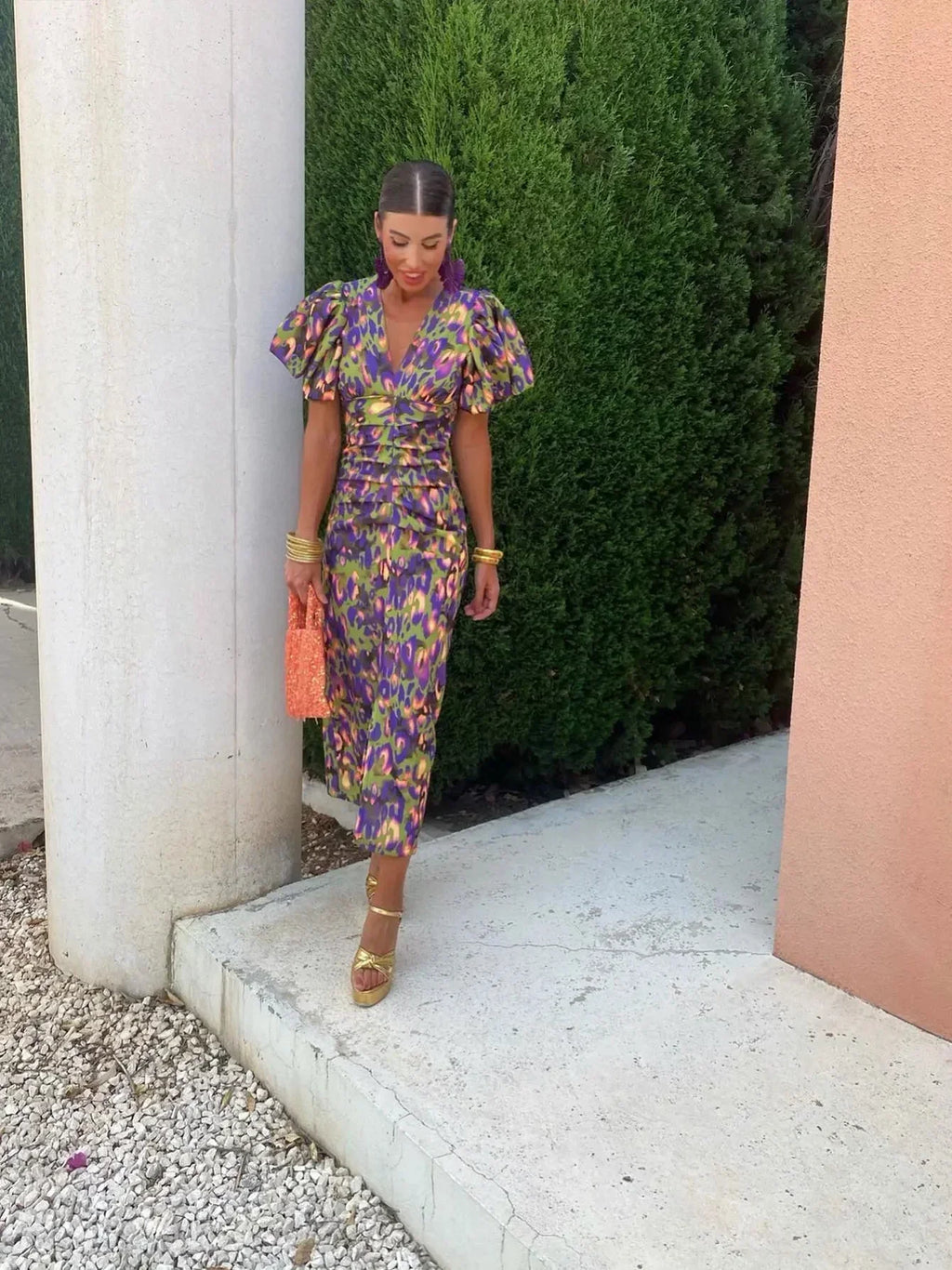 Lorena - Vibrant Midi Dress with Puff Sleeves