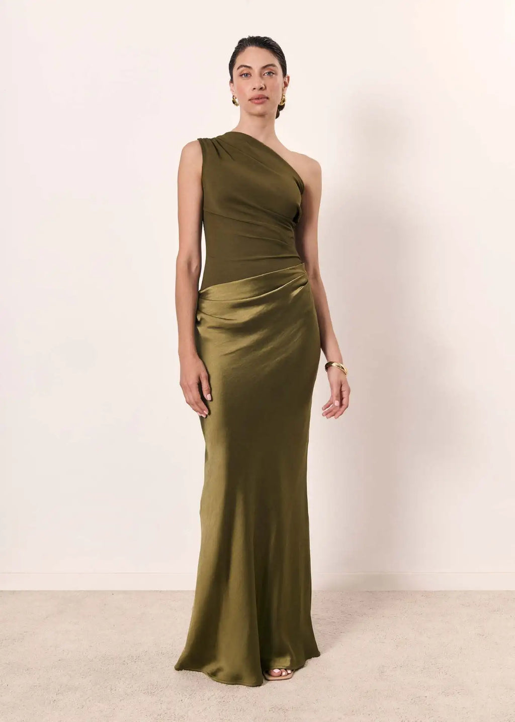 Lara - Maxi Dress with a Guilt in Satin