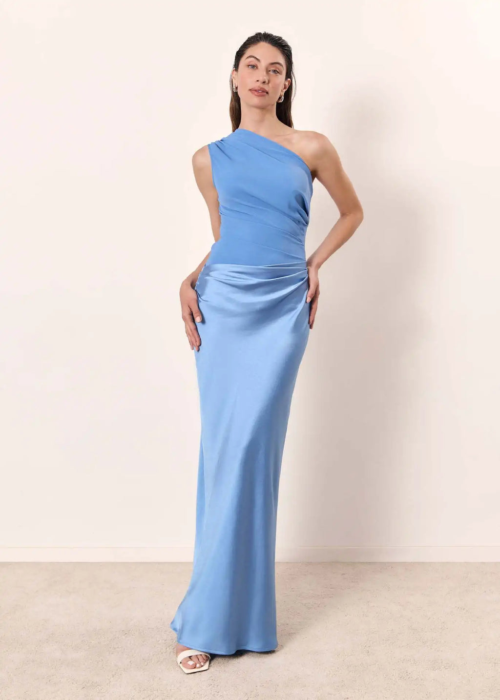 Lara - Maxi Dress with a Guilt in Satin