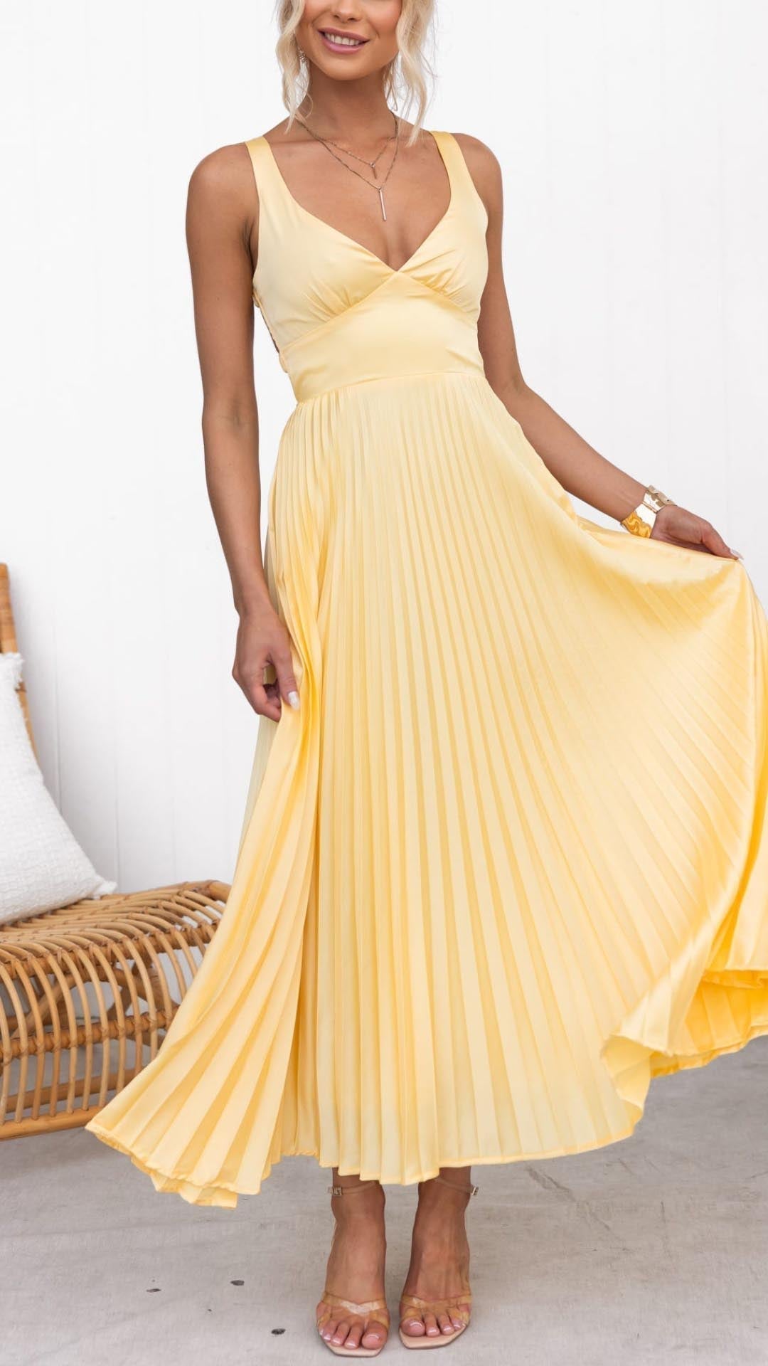 Lorie - Pleated V-Neck Maxi Dress