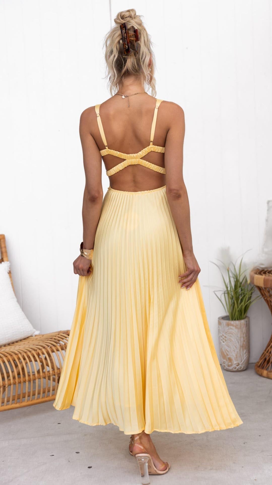 Lorie - Pleated V-Neck Maxi Dress