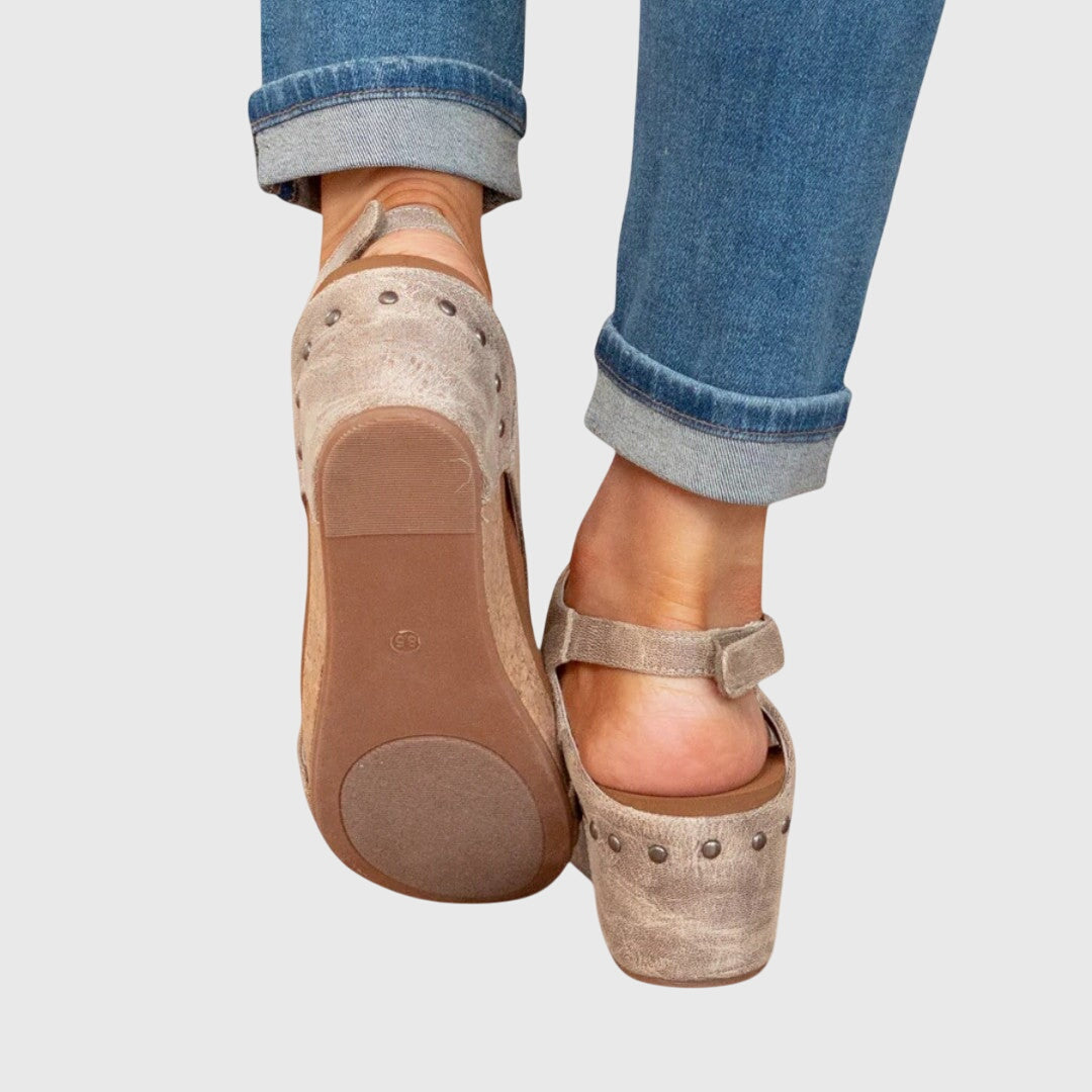 Della - Cushioned Comfort Sandals