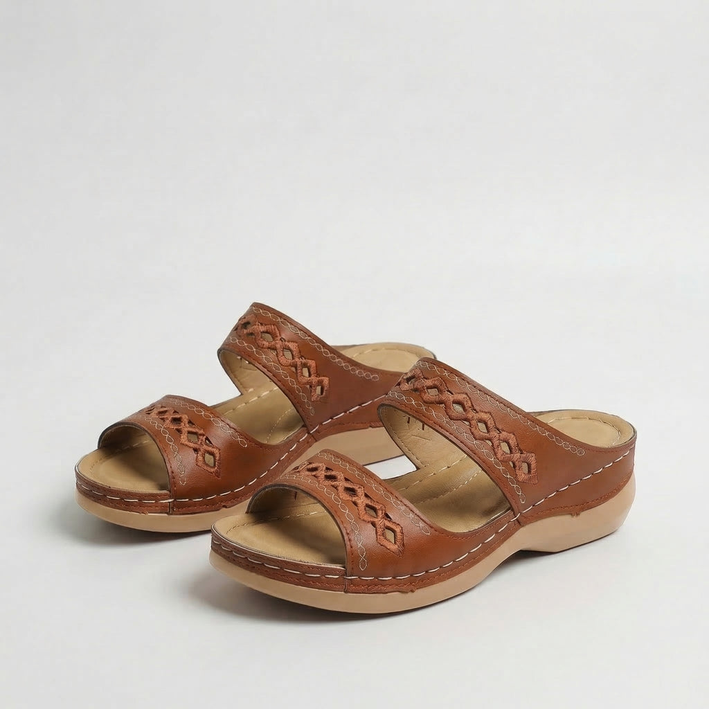 Monna – Padded Orthopedic Sandals