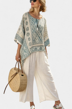 Lisa - Comfortable Printed Blouse and Wide-Leg White Pants