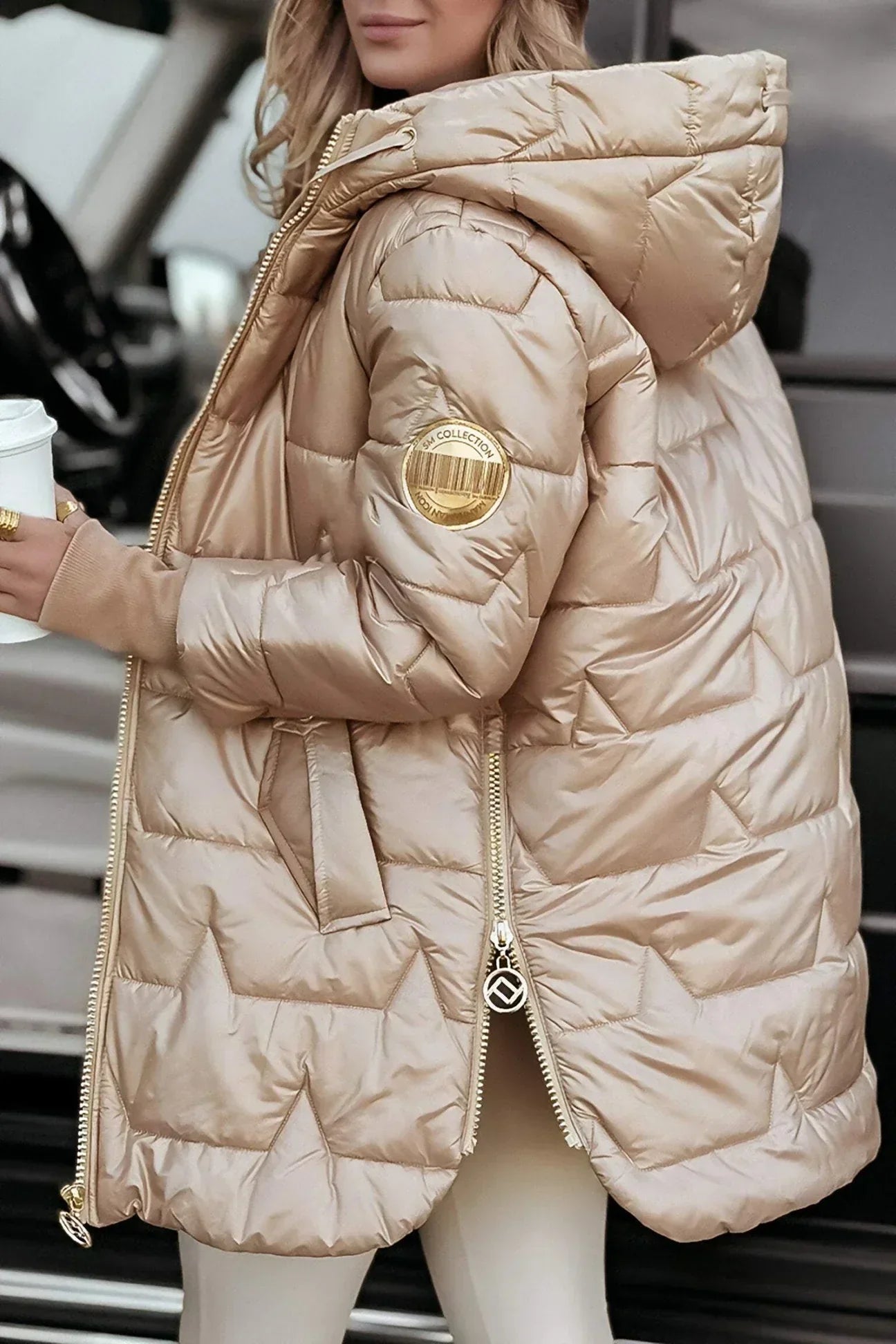Wilma – Elegant Winter Coat with Hood and Padding