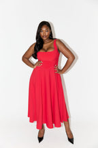 Leah - Timeless Flowy Midi Dress