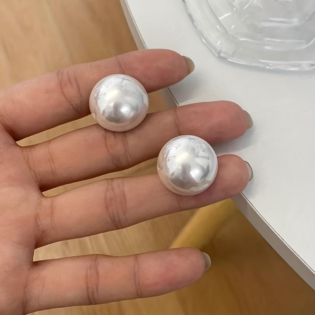 Yona - The Statement Pearl Stud Earrings