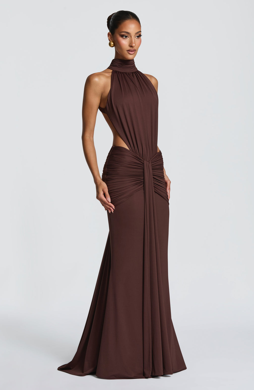 Luna - Elegant Backless Silk