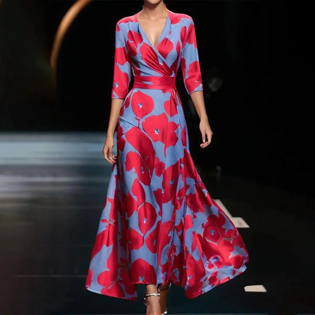 Nikki - Chic Dress with Floral Print