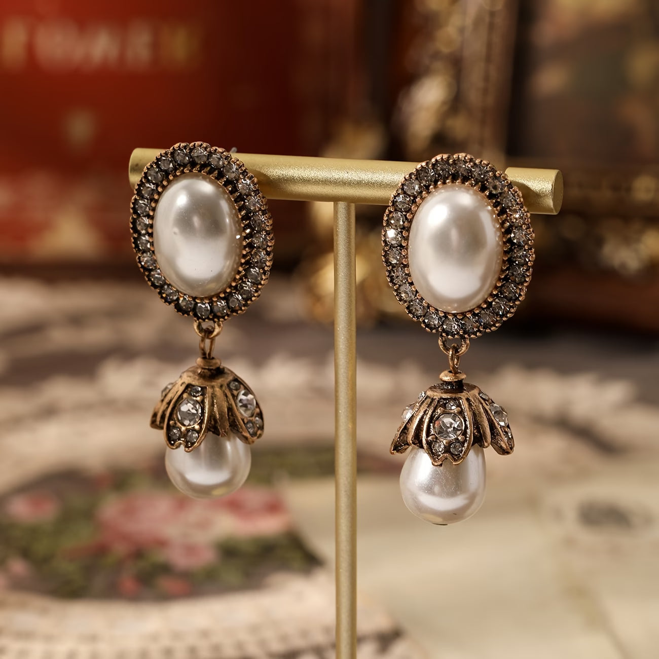 Ashley - Vintage Pearl Frame Earrings